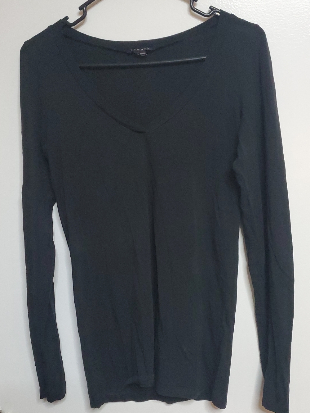 Theory Black V-Neck Long Sleeve Women's Top